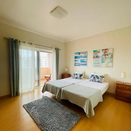 Casa Rosa Villa Lagos