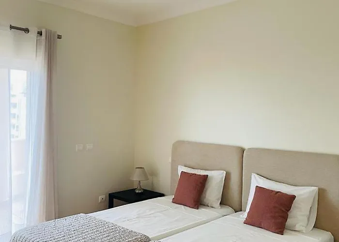 Casa Rosa * ラゴス